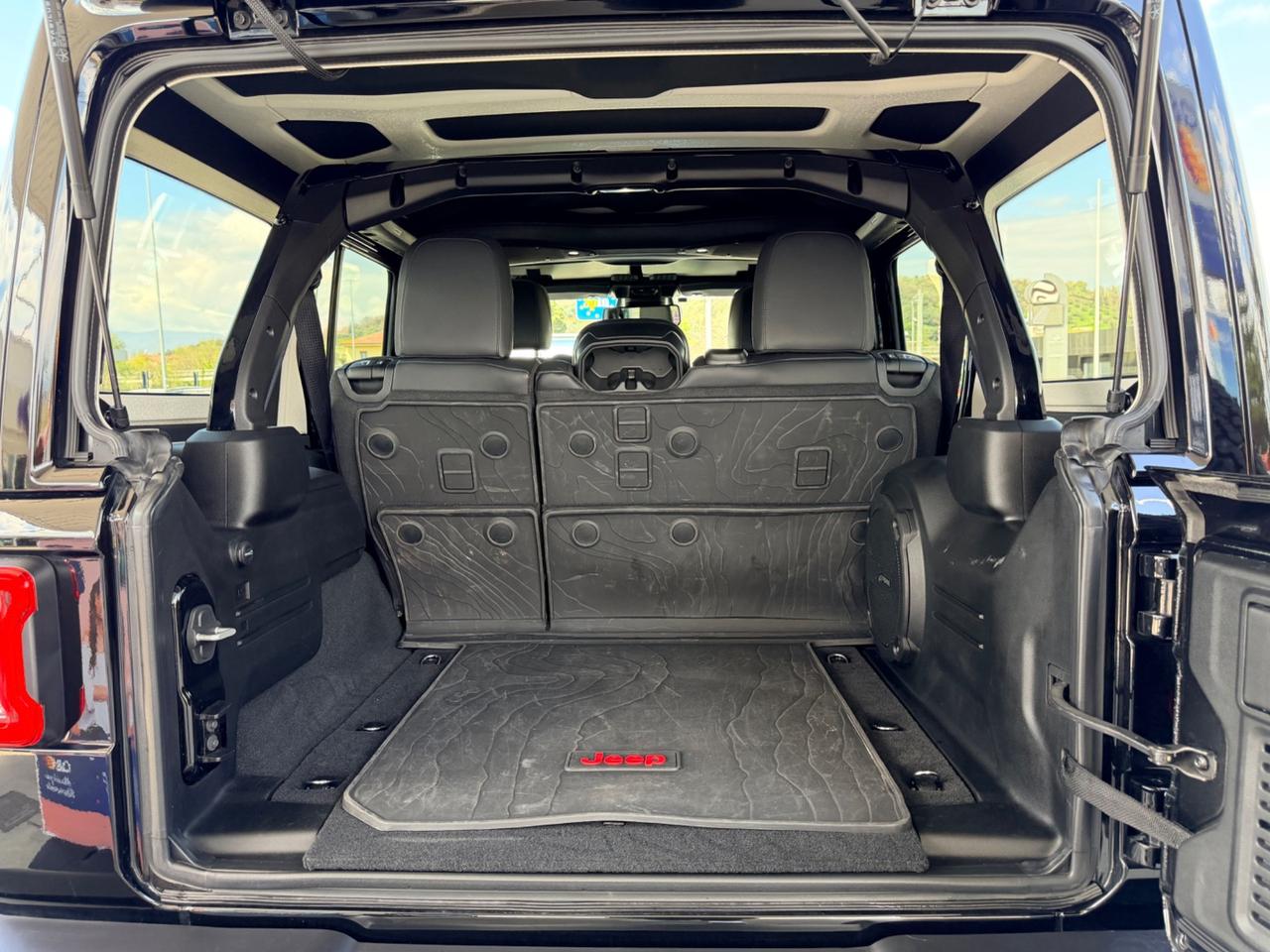 Jeep Wrangler Unlimited 2.0 Turbo Sahara 272cv preparata