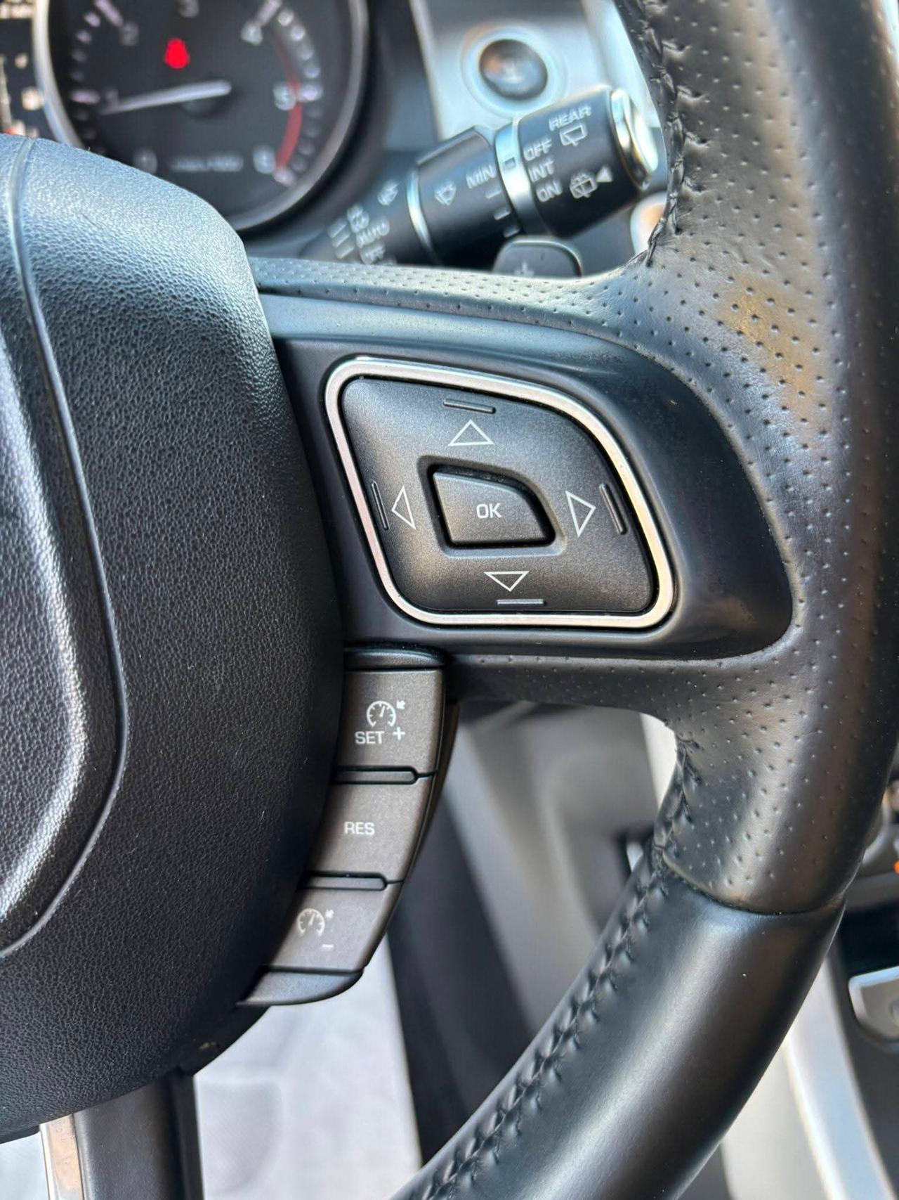 Land Rover Range Evoque 2.0 TD4 180 CV 5p. SE Dynamic