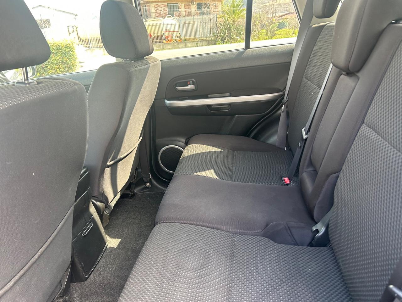 Suzuki Grand Vitara 1.9 DDiS 5 porte