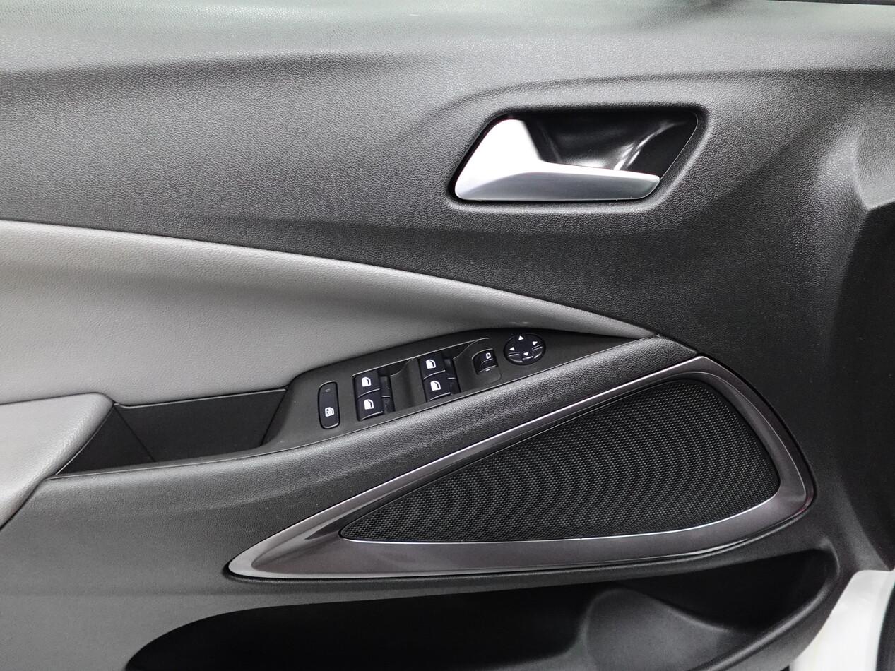 Opel Crossland X 1.2 BZ 83 CV INNOVATION