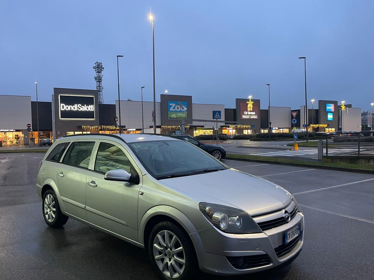 Opel Astra 1.7 CDTI 101CV 5 porte Cosmo