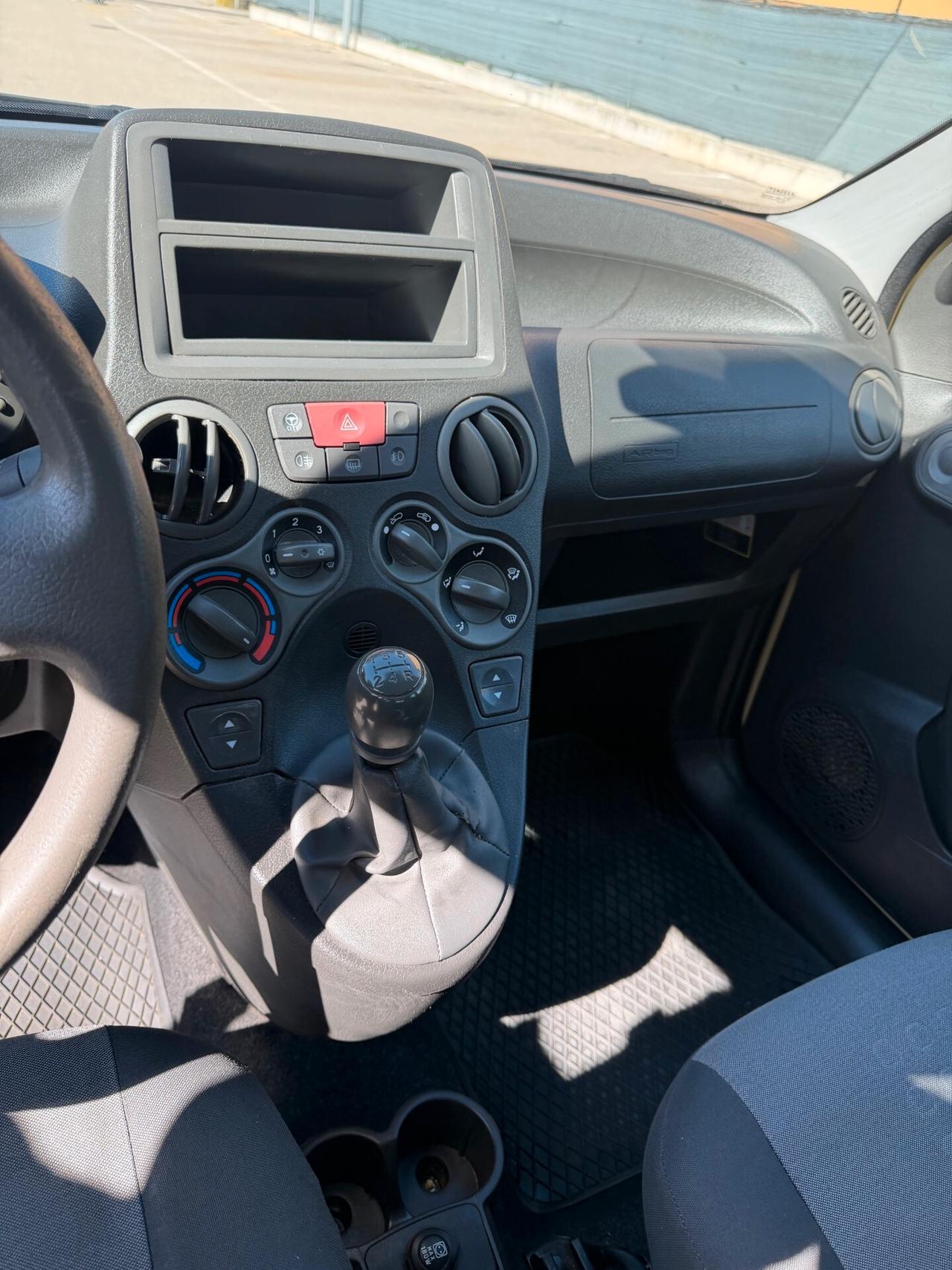 Fiat Panda 1.2 METANO - NEOPATENTATI -