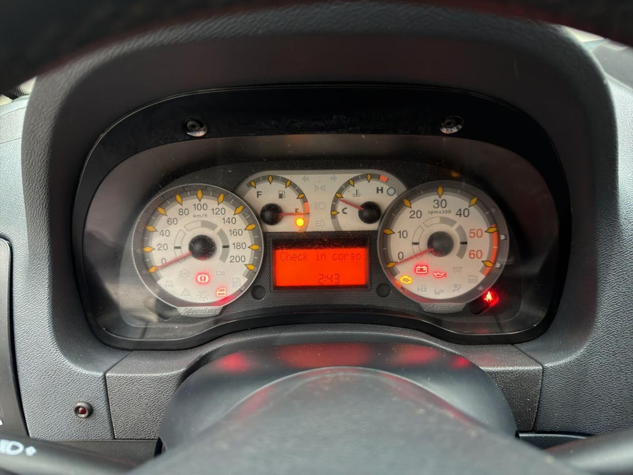 Fiat Strada 1.3 MJT 95CV Pick-up DC Adventure