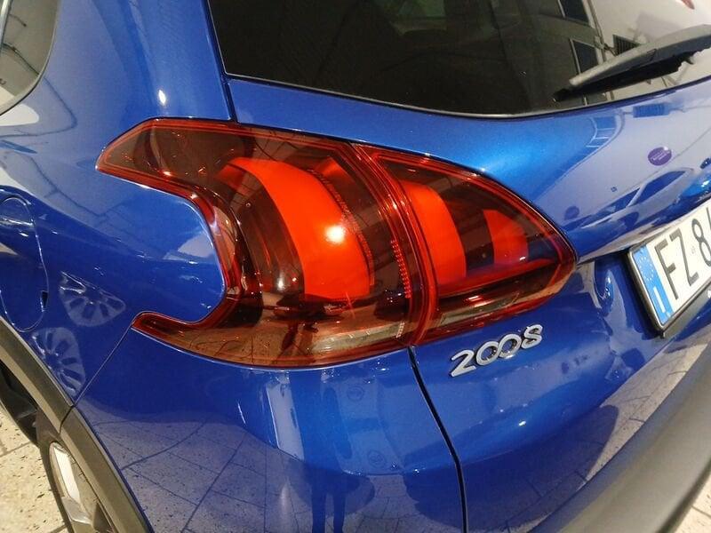 Peugeot 2008 BlueHDi 100 S&S Signature