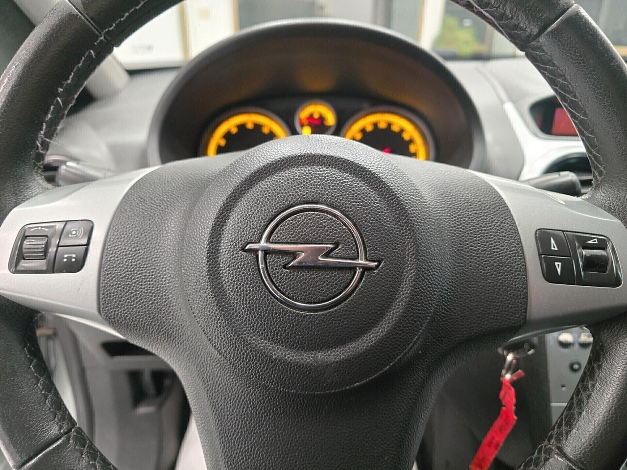 Opel Corsa 1.2 5 p. Elective 85cv NEOPATENTATI