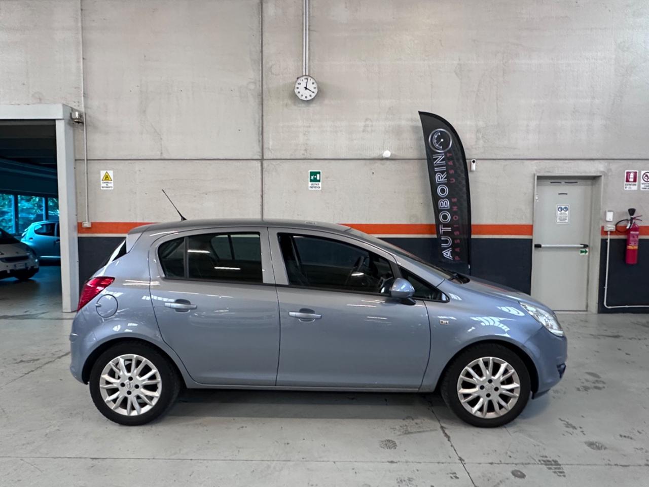 Opel Corsa 1.2 5 porte Enjoy