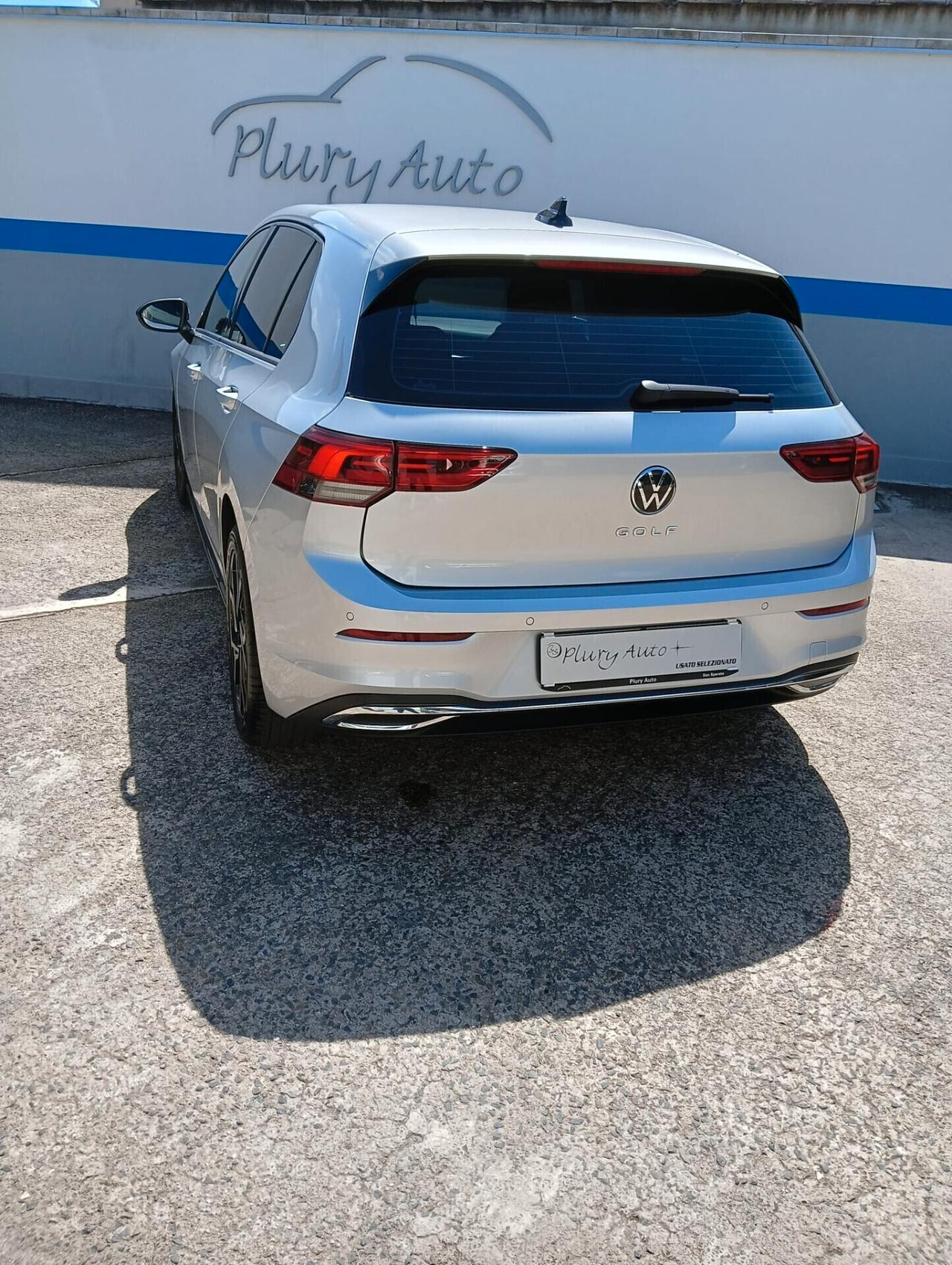 Volkswagen Golf 1.0 TSI 115 CV 5p. Business BlueMotion Technology