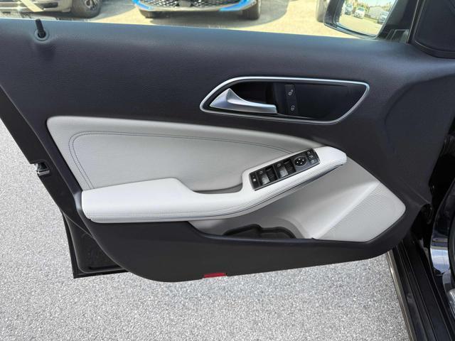 MERCEDES-BENZ A 180 CDI Automatic Premium