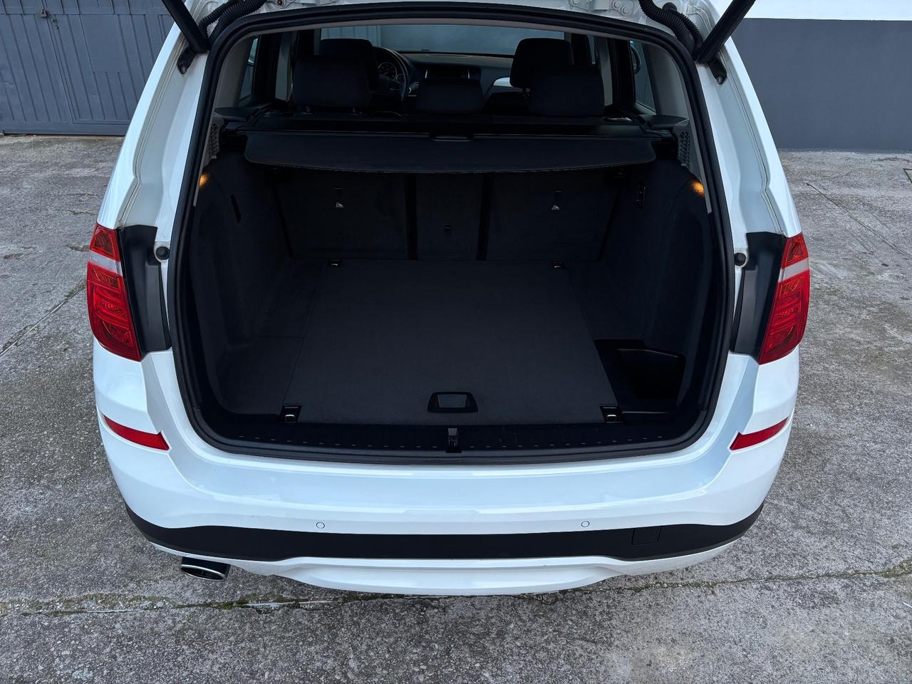 Bmw X3 sDrive18d 2.0D 150cv . Garanzia 12 mesi