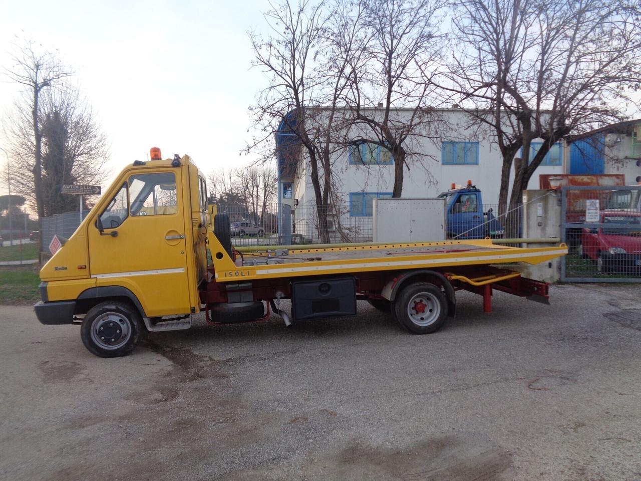 carroattrezzi scarrabile isoli radiocomando leggi