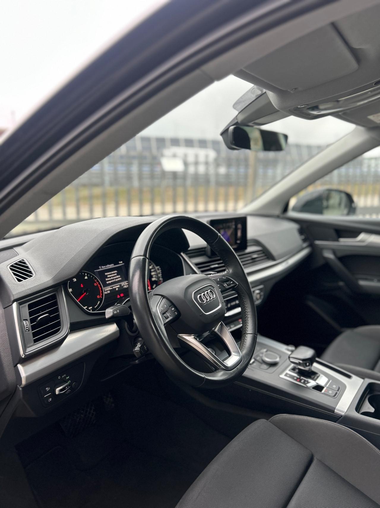 Audi Q5 2.0 TDI quattro S tronic Business Sport