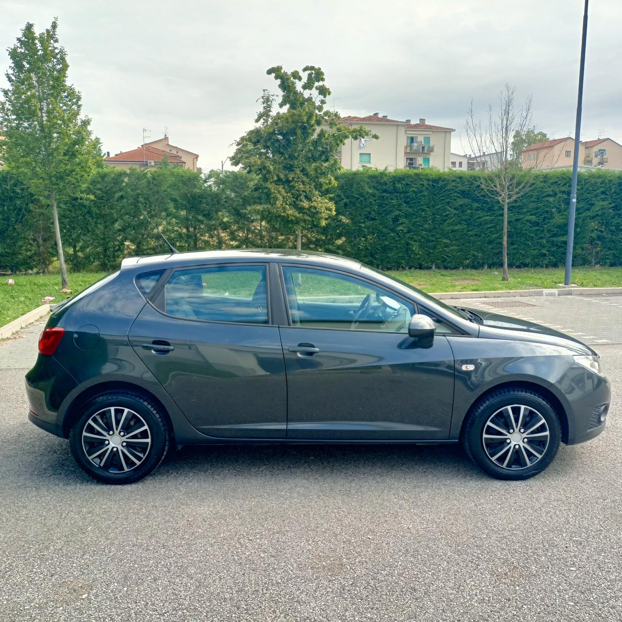 SEAT IBIZA 1.4 NEOPATENTATI KM135MILA