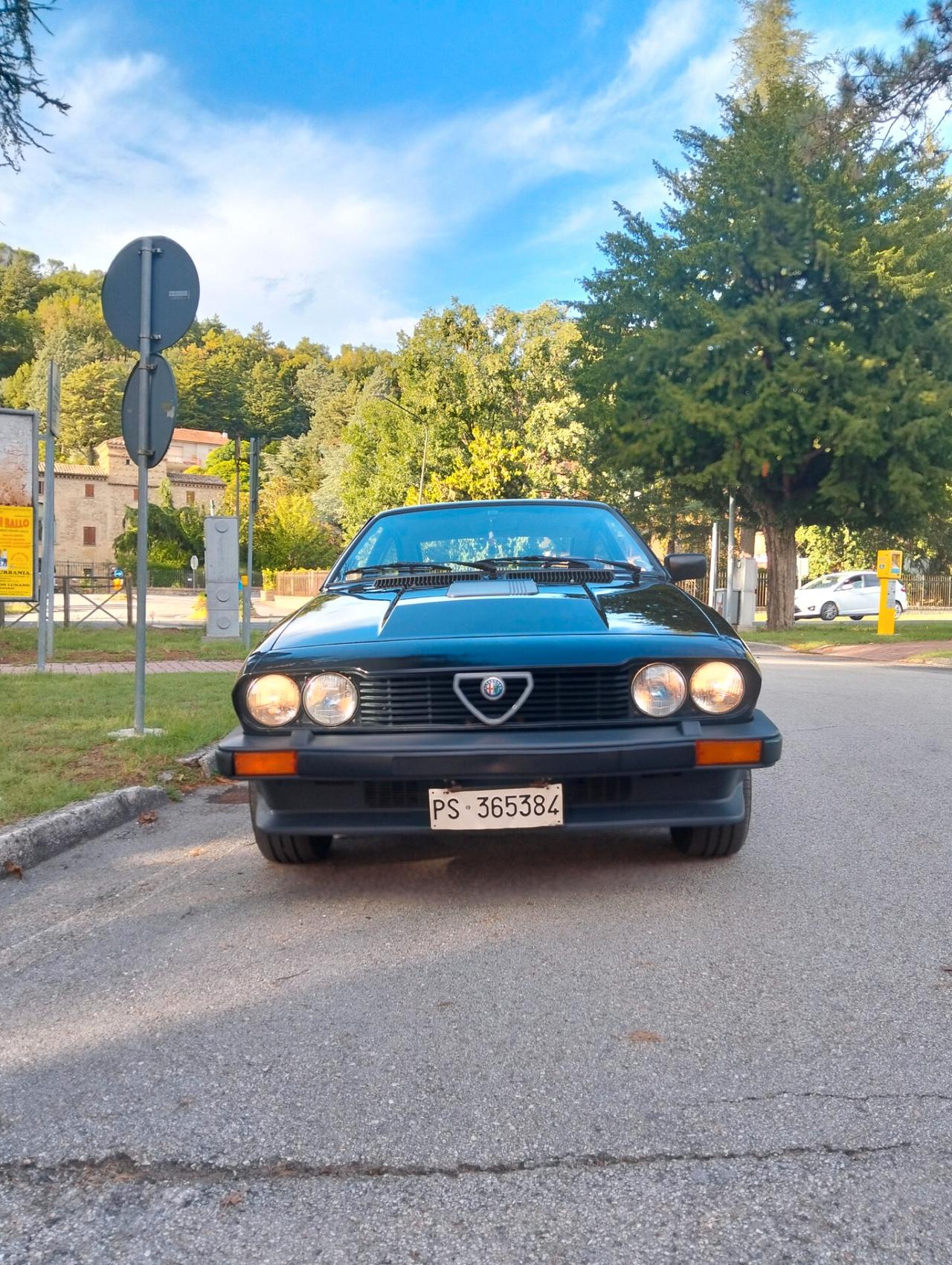 Alfa Romeo GTV 2500 v6