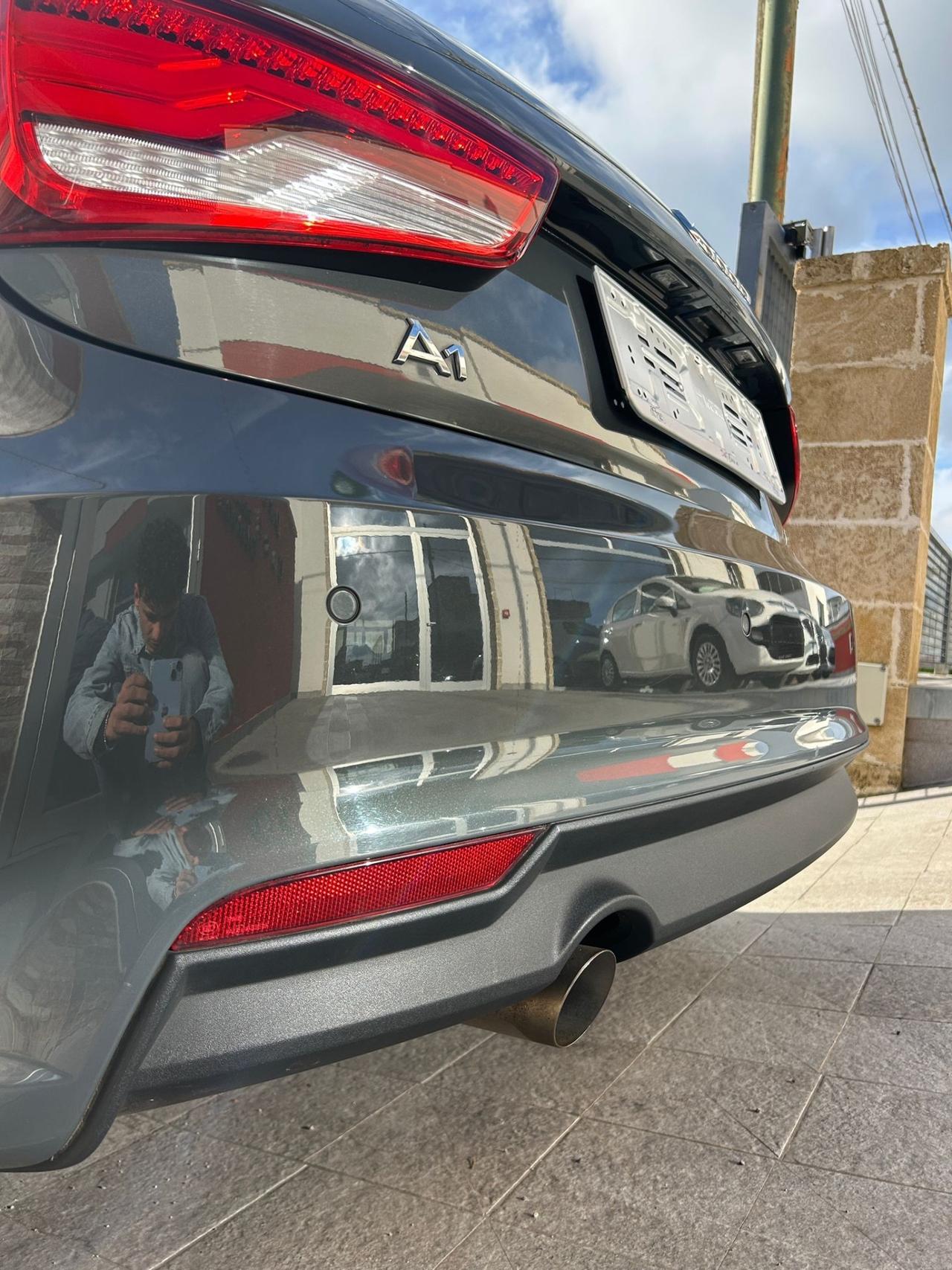 Audi A1 1.4 TDI ultra Design-2015 MATRIX/NAVI/16"