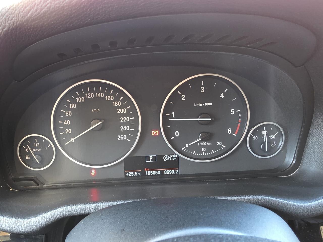 BMW X3 SDRIVE18D 2.0 - 150CV - GANCIO TRAINO