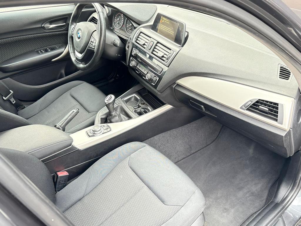 BMW Serie 1 5 Porte 116d Sport 5p OK NEOPATENTATI