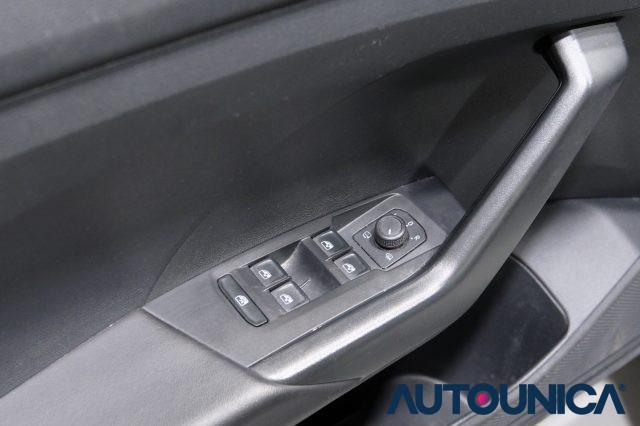 VOLKSWAGEN T-Cross 1.0 TSI 110 CV DSG STYLE AUTOMATICA NEOPATENTATI