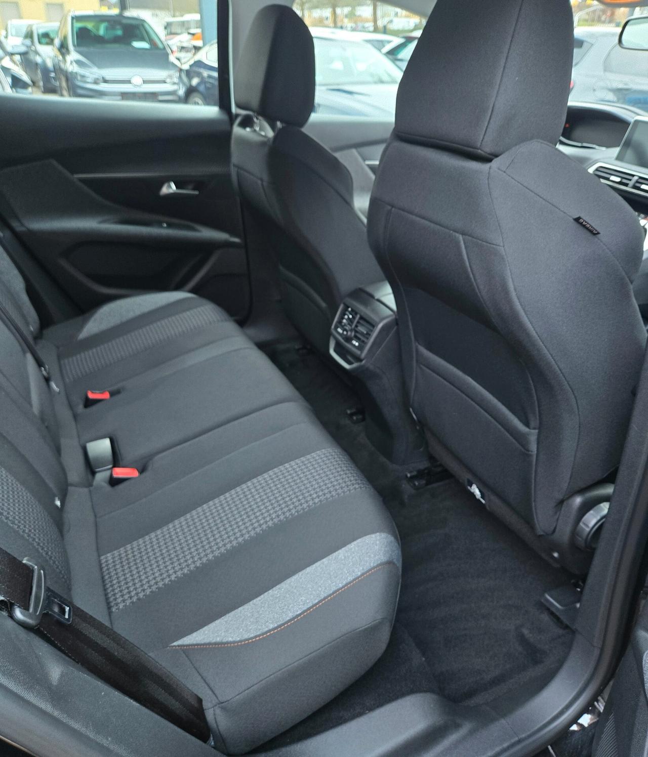 Peugeot 3008 PureTech Turbo 130 S&S Allure