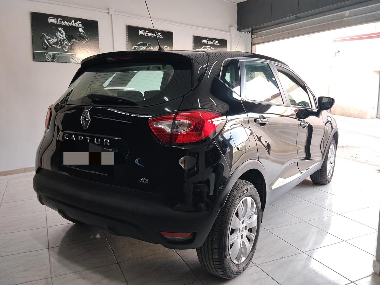 Renault Captur 1.5 diesel AUTOMATICA 2017 CON GARANZIA