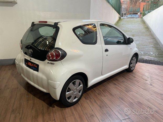 Toyota Aygo UNICO PROPRIETARIO - NEOPATENTATI