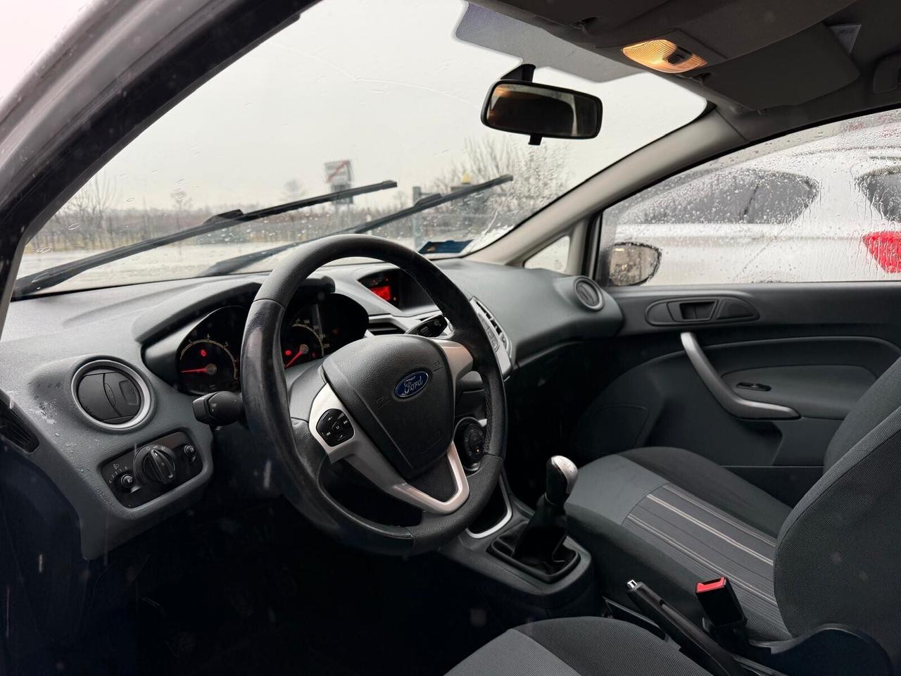 Ford Fiesta 1.2 Benzina Neopatentati