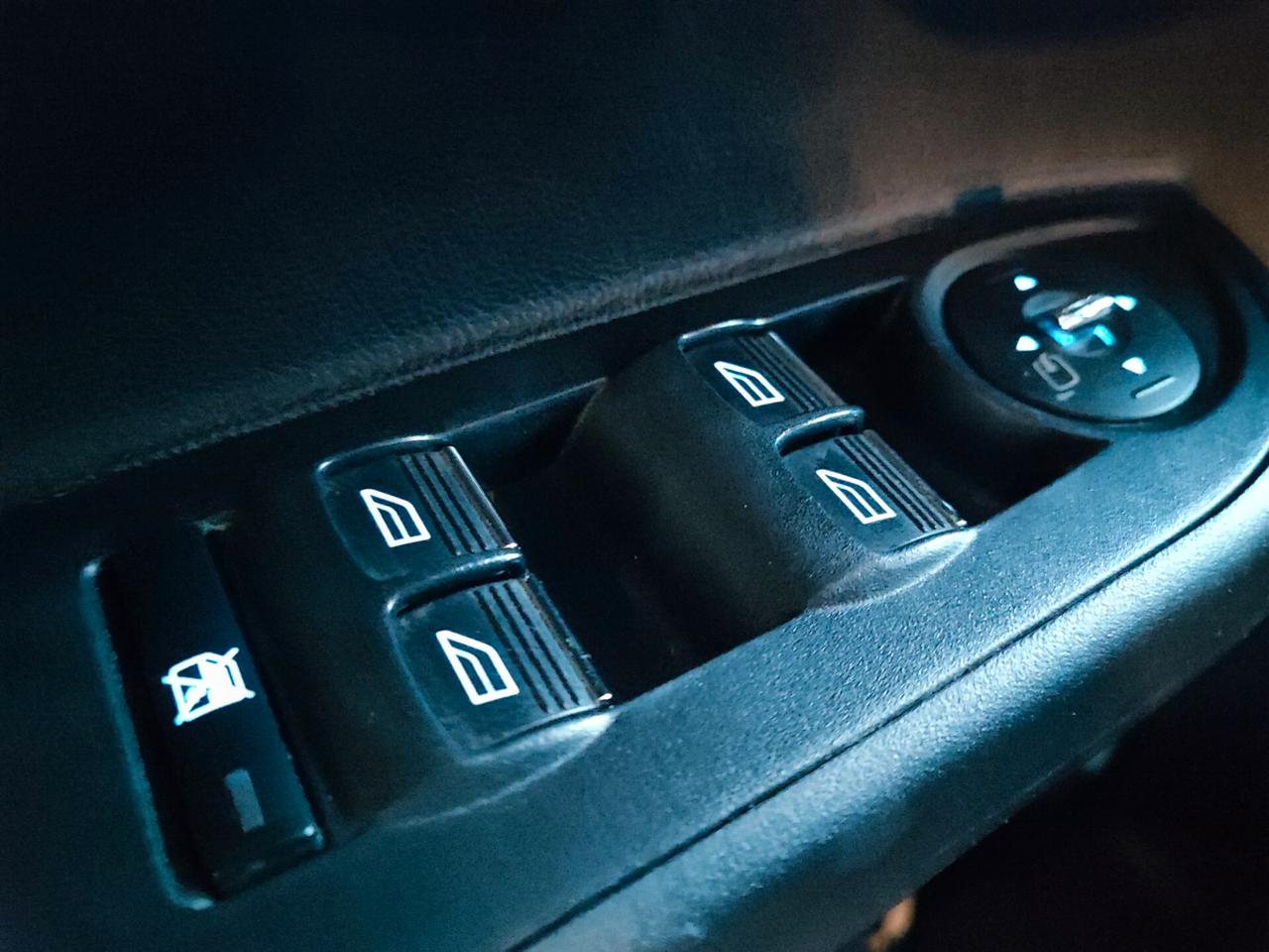 Ford B-Max 1.5 TDCi 75 CV Business