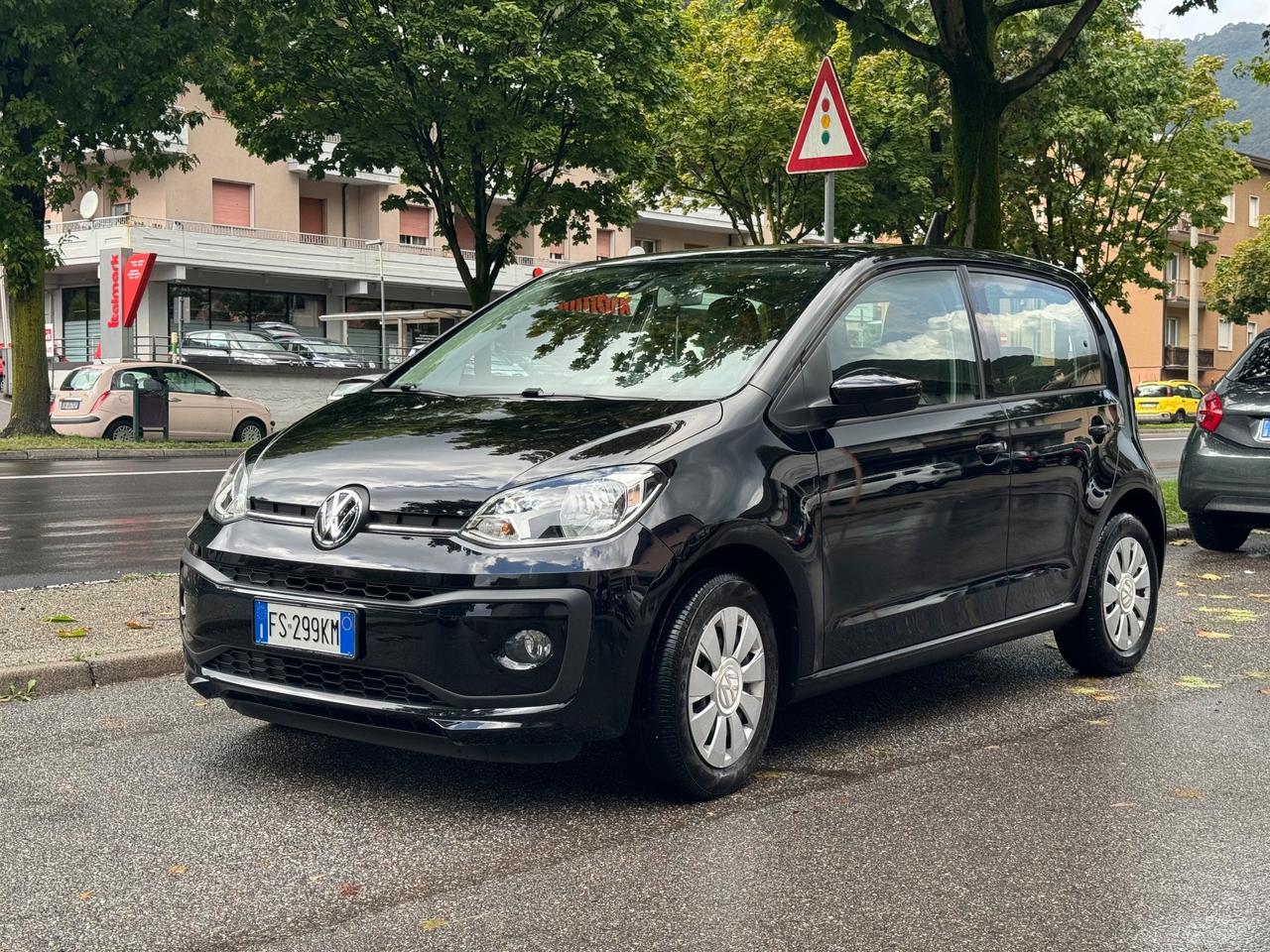 Volkswagen up! 1.0 75 CV 5p. move up! BlueMotion Technology