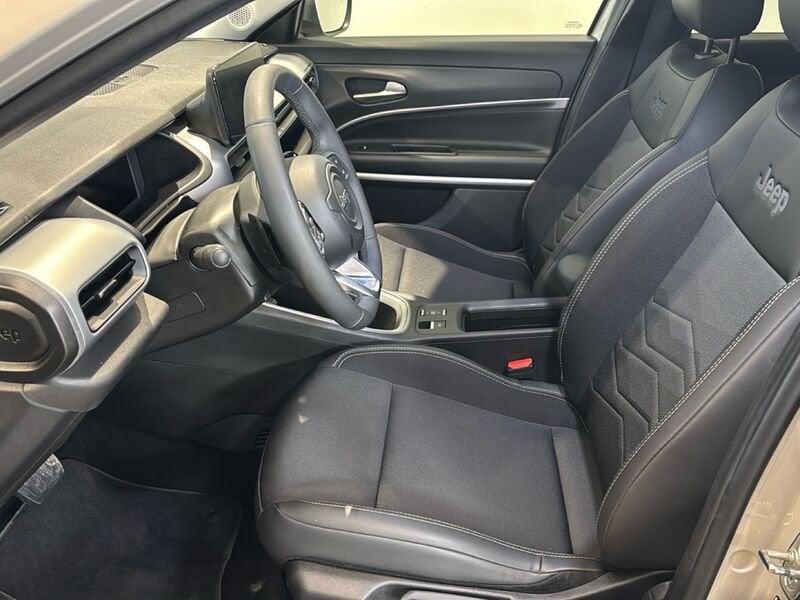 Jeep Avenger e-Hybrid 1.2 MHEV e-Hybrid Turbo Summit