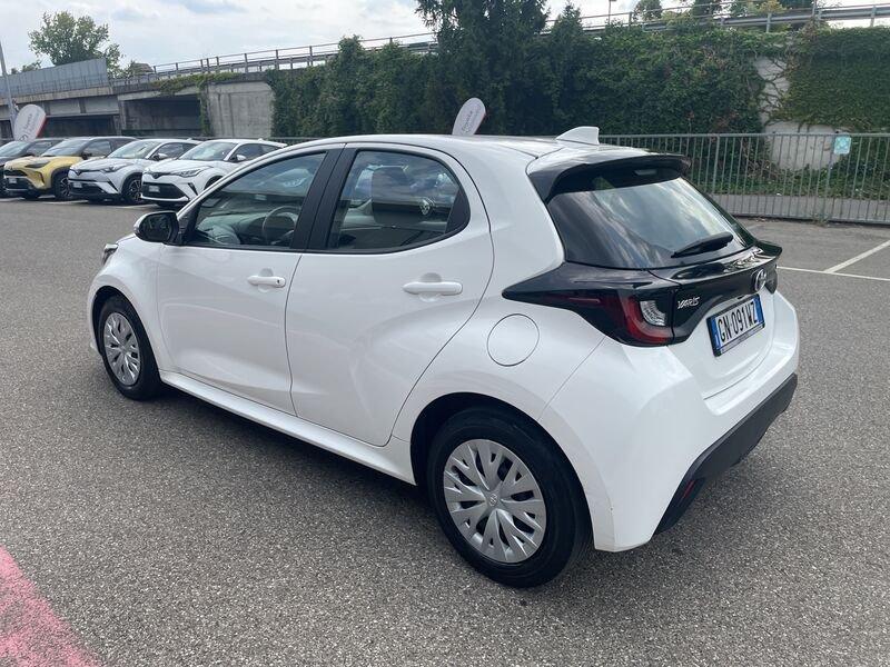 Toyota Yaris Yaris 1.5 Hybrid 5 porte Active IVA ESPOSTA COMPRESA , GARANZIA FINO AL 2033