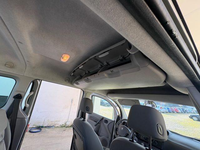 RENAULT Kangoo 1.6 105CV 5 porte Dynamique OK NEOPATENTATI