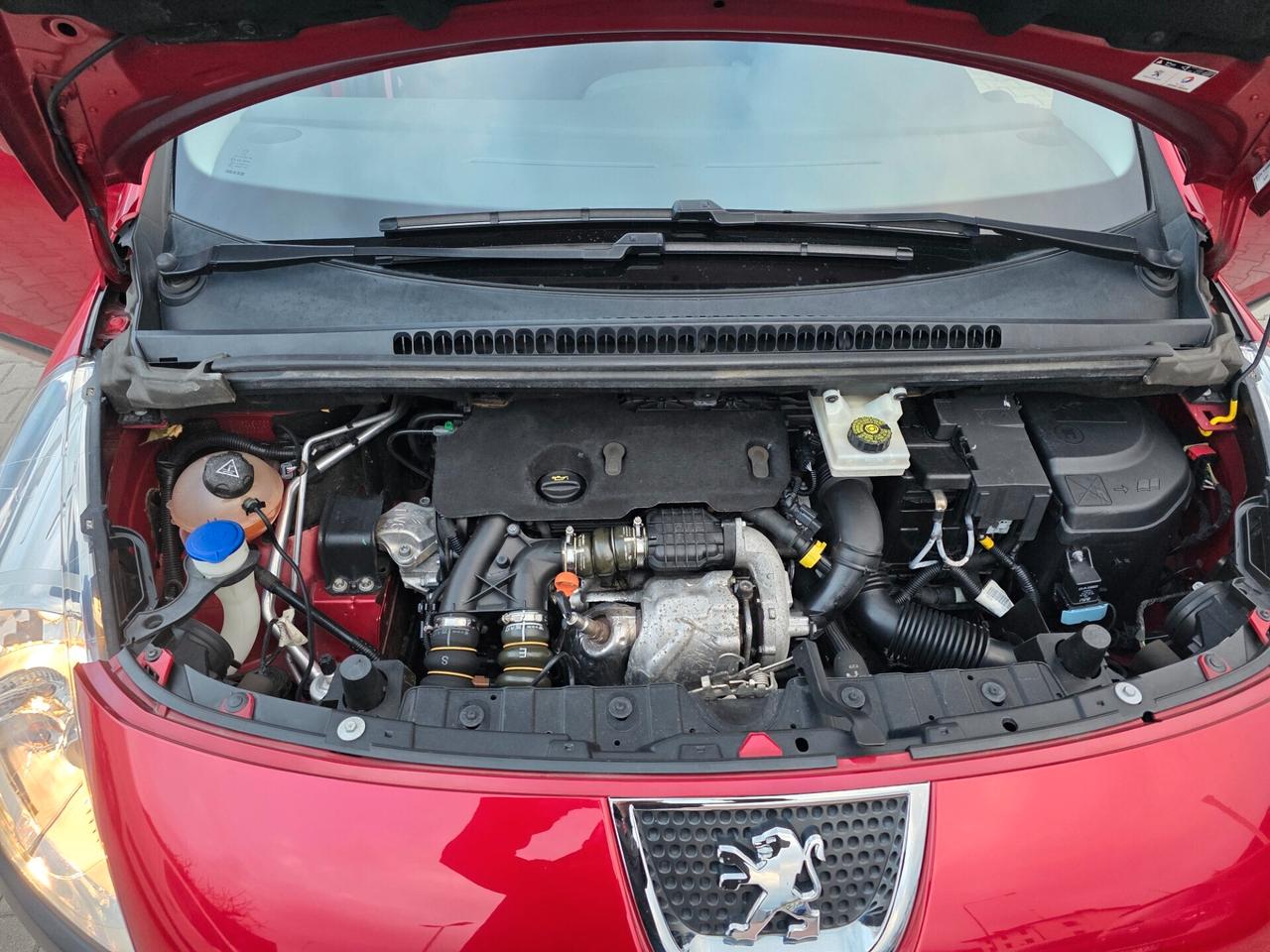 Peugeot 3008 1.6D uniproprietario km... certificato