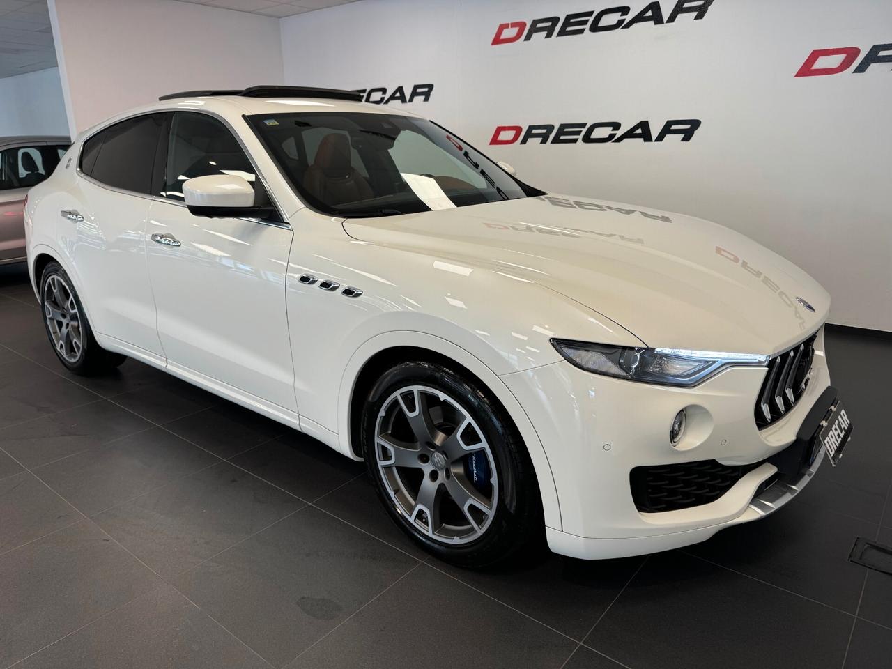 Maserati Levante V6 Diesel 275 CV AWD PERLATO TETTO PACK SPORT