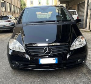 Mercedes-benz A 160 CDI BlueEFFICIENCY Executive