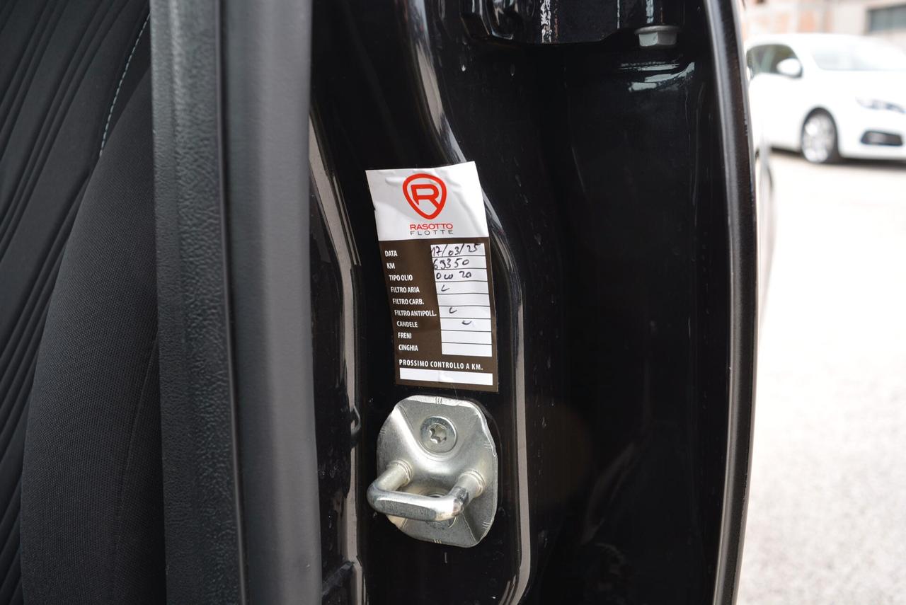 Lancia Ypsilon 1.0 FireFly 5 porte S&S Hybrid Ecochic Gold