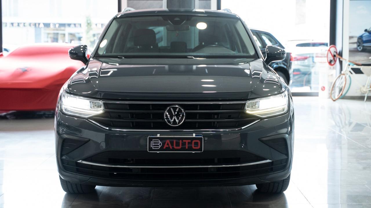 Volkswagen Tiguan 2.0 TDI LIFE DSG 150 CV PACK LUCI CARPLAY LED FULL OPTIONAL