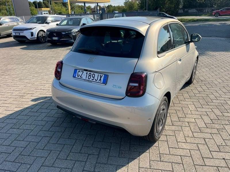 FIAT 500 Electric Elettrica Giorgio Armani 118cv