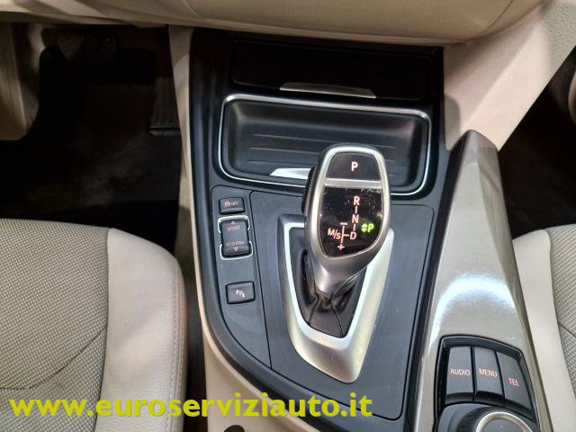 BMW 320 i Touring Modern