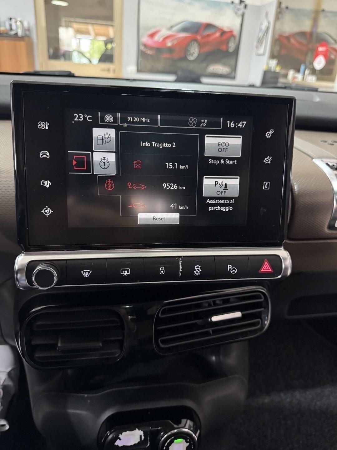 Citroen C4 cactus 1.2 Autom. cv. Tetto-Navigat.