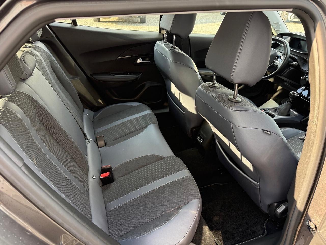 Peugeot 2008 BlueHDi 110 S&S Allure Pack