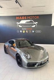 PORSCHE 911 Carrera 4 GTS StraFull!!!