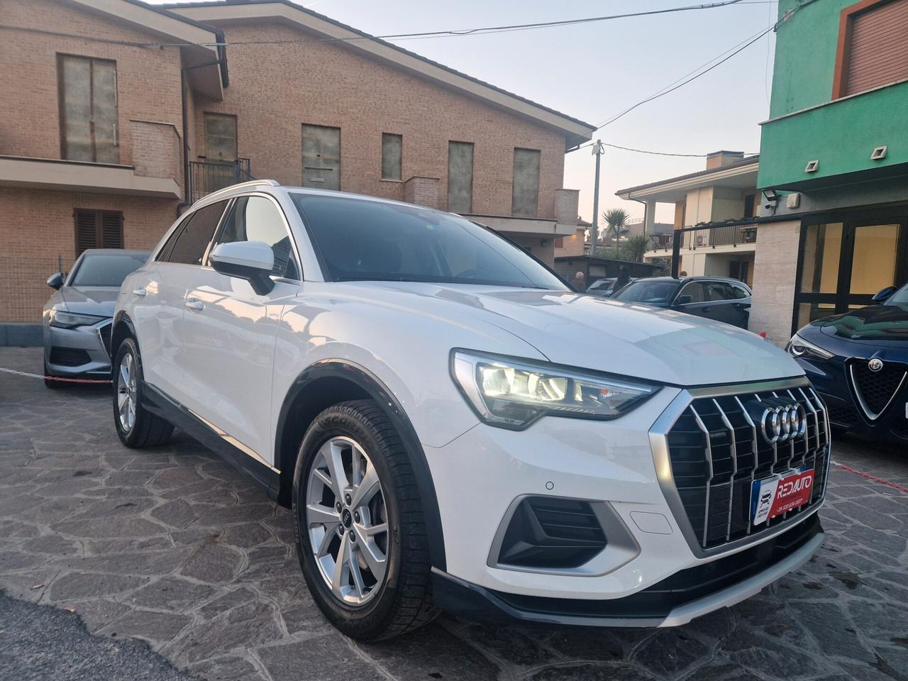 Audi Q3 40 TDI quattro S tronic Business Advanced