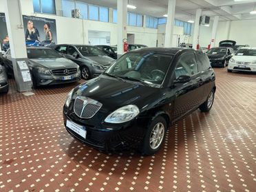 Lancia Ypsilon 1.4 16V MomoDesign - NEOPATENTATI