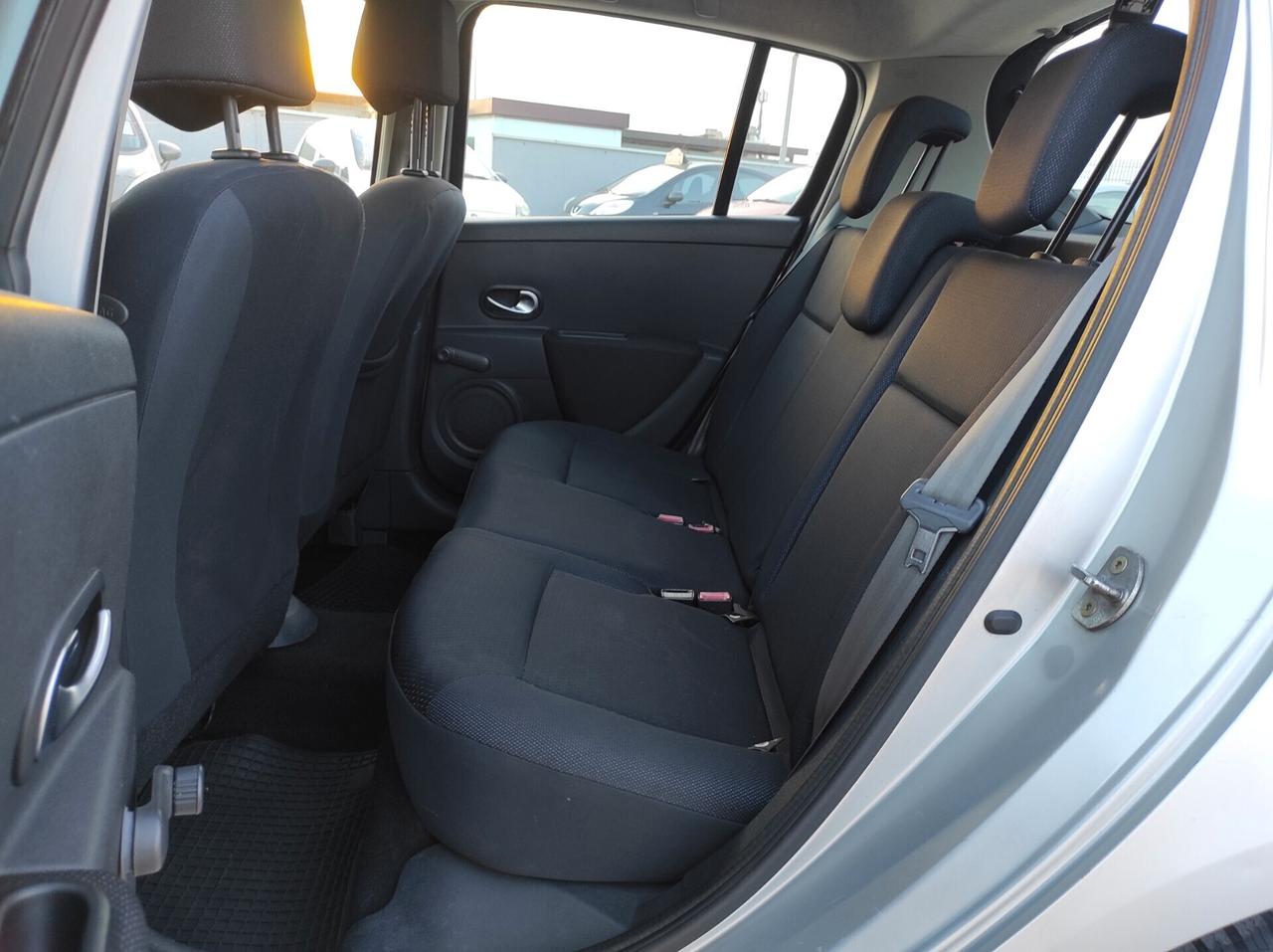 Renault Clio 1.5 dCi - 85cv NEOPATENTATI
