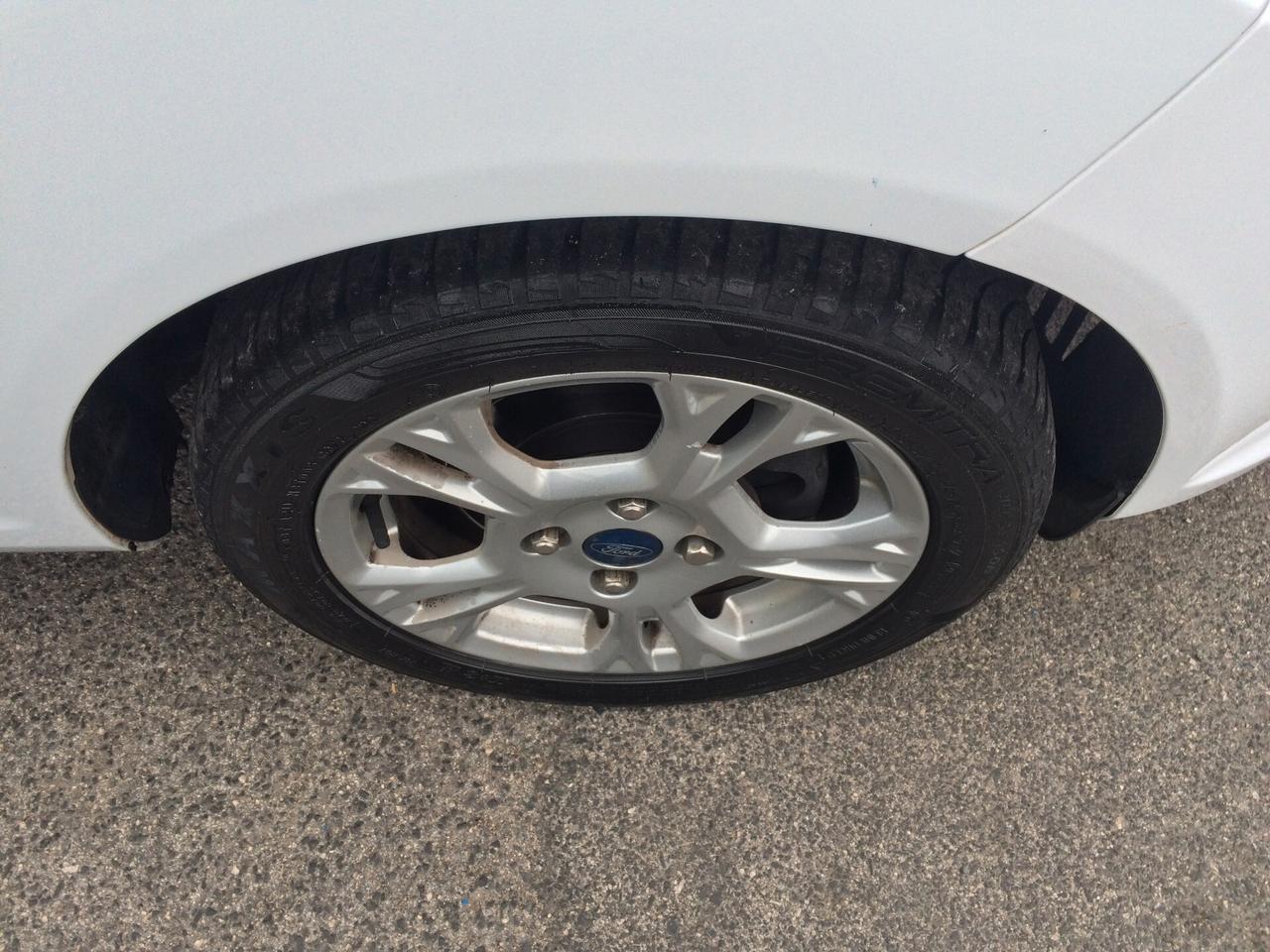 2016 Ford Fiesta 1.4 5p. Bz.- GPL Titanium tagliandata piu bombola gpl revisionata da noi !