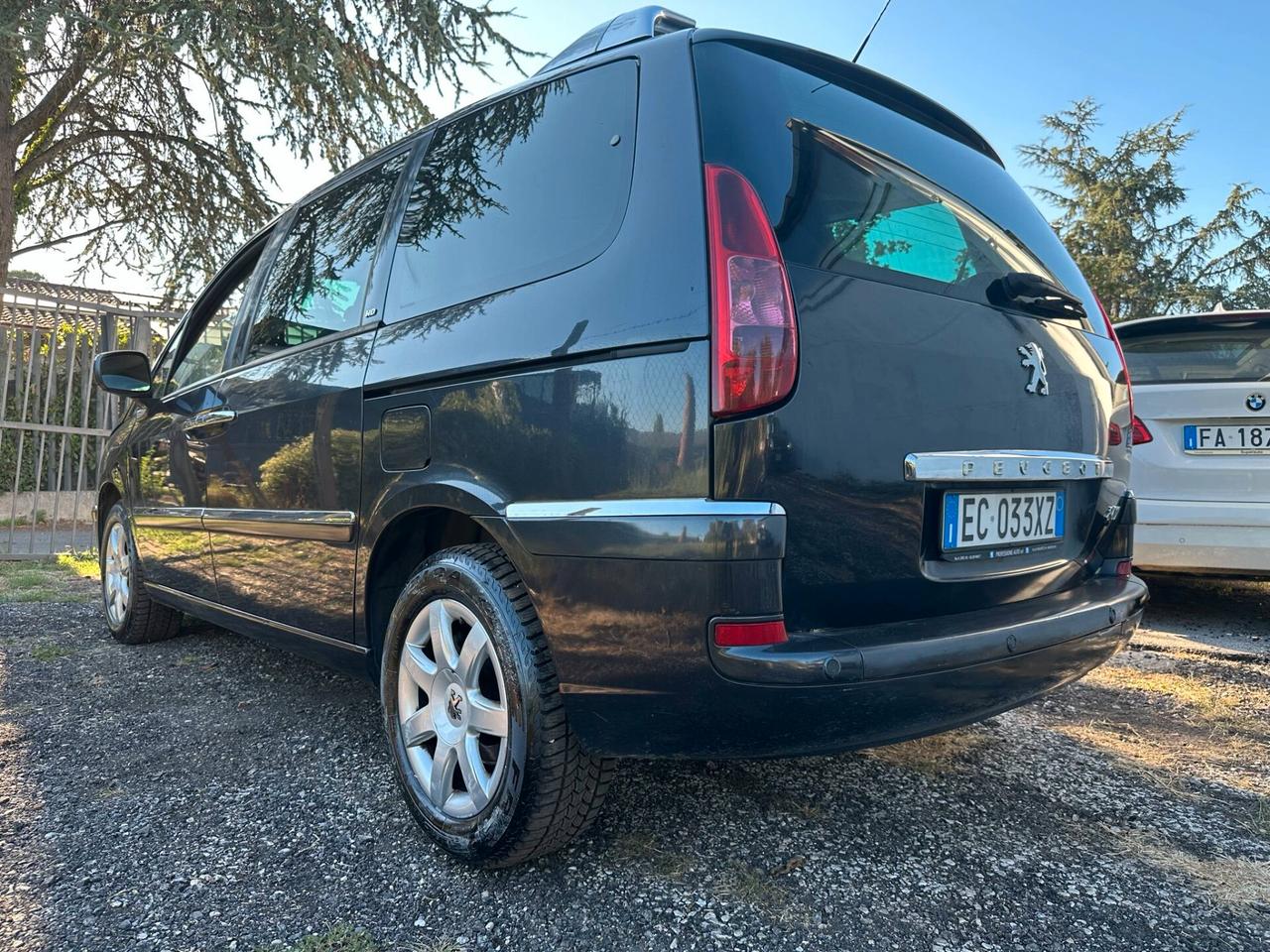 Peugeot 807 2.0 HDi 136CV ST
