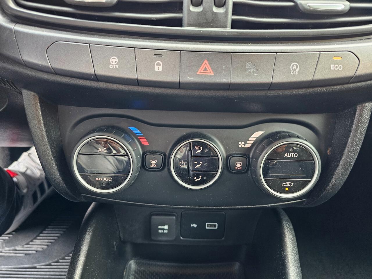 Fiat Tipo 1.6 Mjt S&S DCT SW S-Design black edition