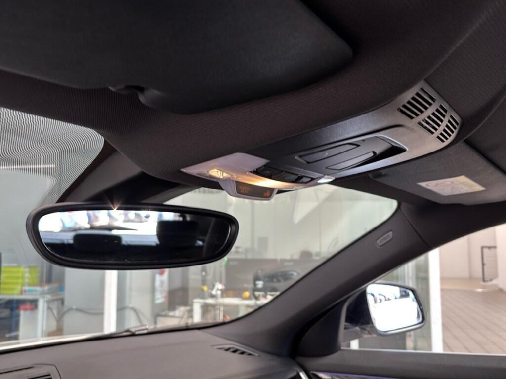 BMW X2 18 d SCR Business X xDrive Steptronic