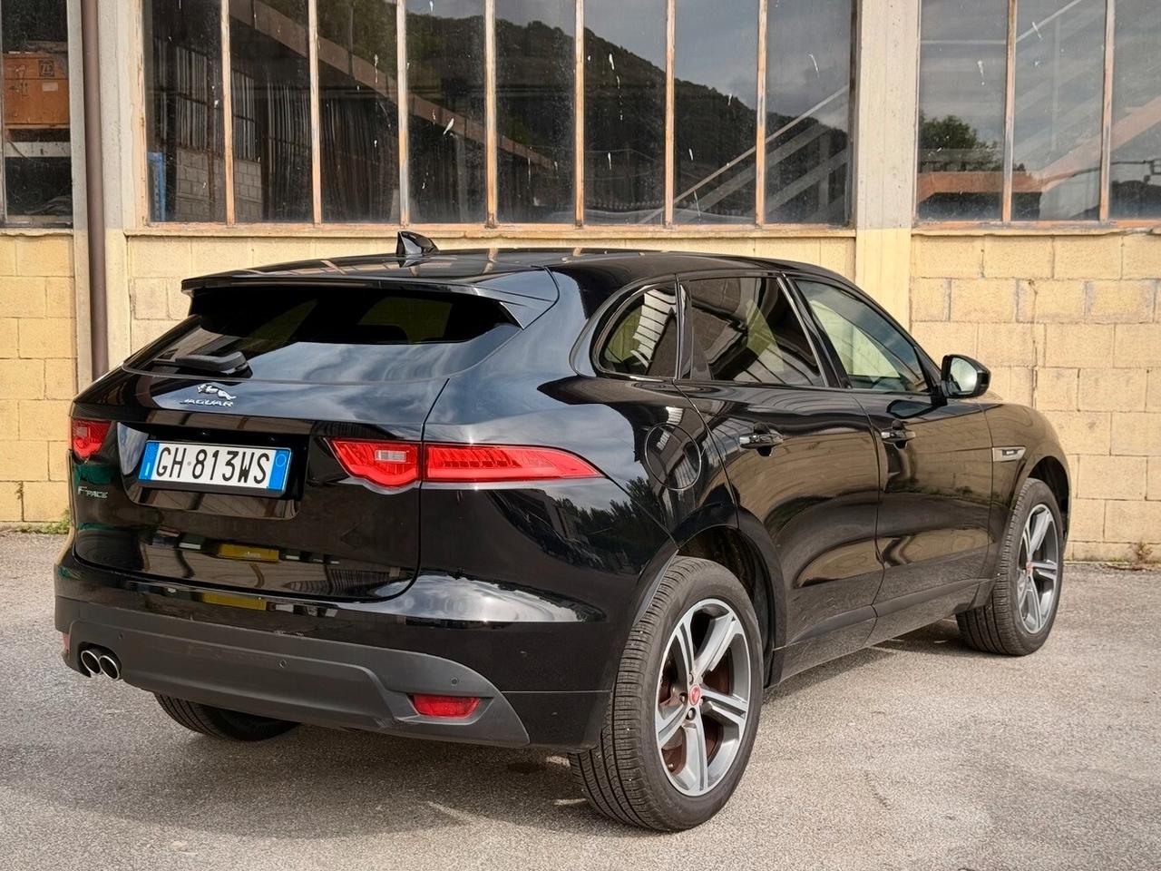 Jaguar F-Pace 2.0 D 180 CV AWD aut. Portfolio