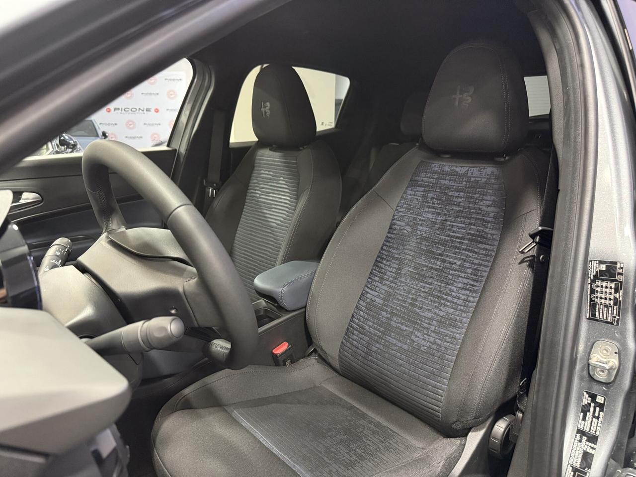 Alfa Romeo Junior 1.2 145 CV Hybrid eDCT6 Q4 Sprint