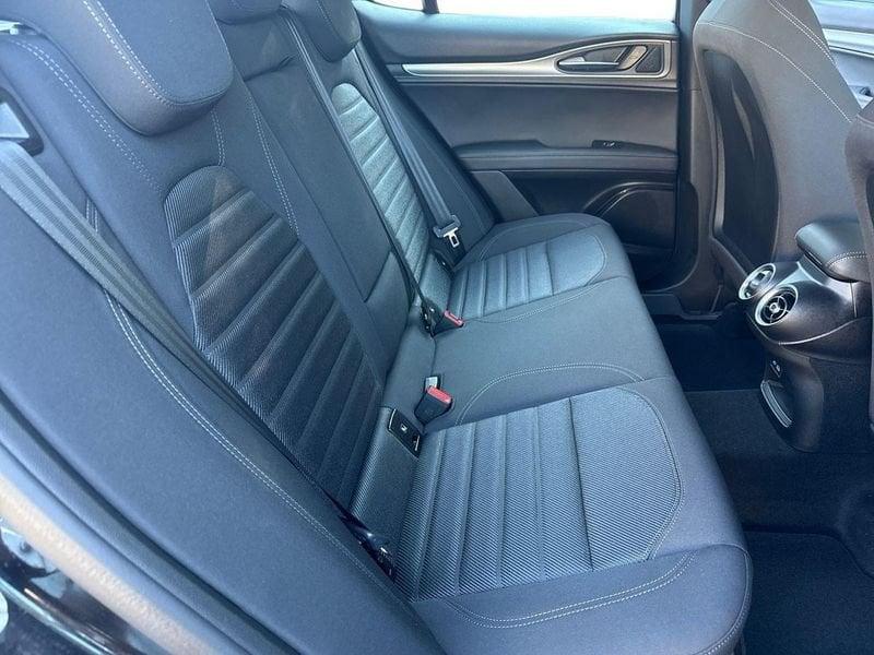 Alfa Romeo Stelvio 2.2 t Sprint rwd 160cv auto